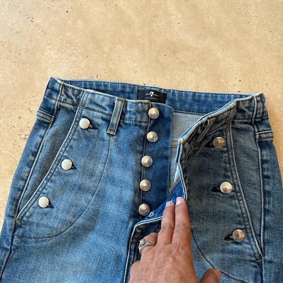 7 FOR ALL MANKIND
Portia Megaflare High-Rise Stretch-Cotton Jeans (J3) - Picture 7 of 7